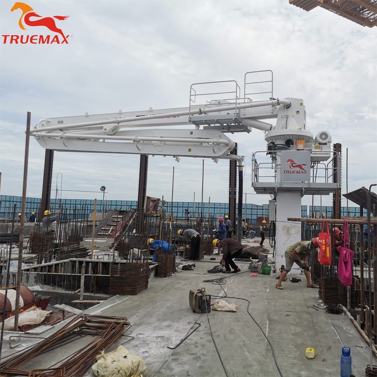 硂內(nèi)爬布料機